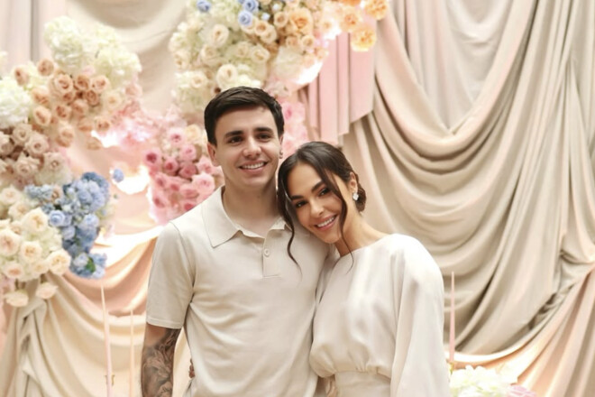 ФОТО. Зірка Динамо та збірної України зробив пропозицію доньці легенди