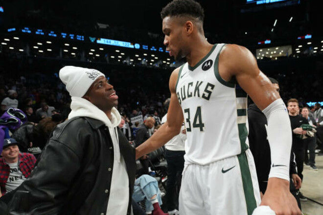 ВИДЕО. Звезда Реала и сборной Бразилии сделал щедрый подарок игроку НБА