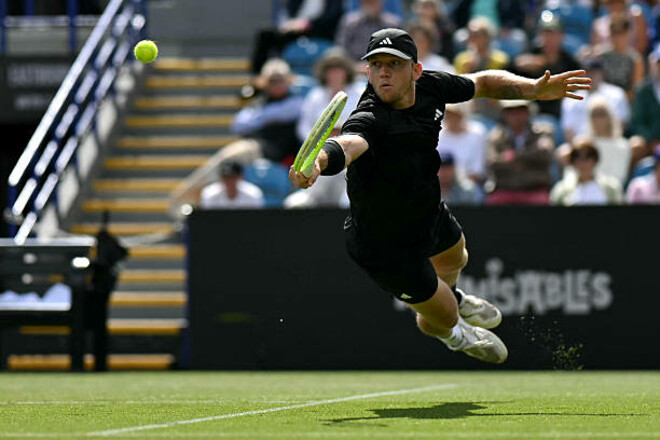 ВИДЕО. Давидович-Фокина эффектно отбил удар соперника, пребывая в полете