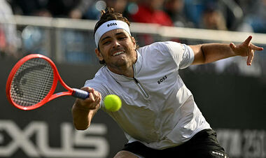 Пятая ракетка мира потроллил в соцсетях поклонников Жоао Фонсеки