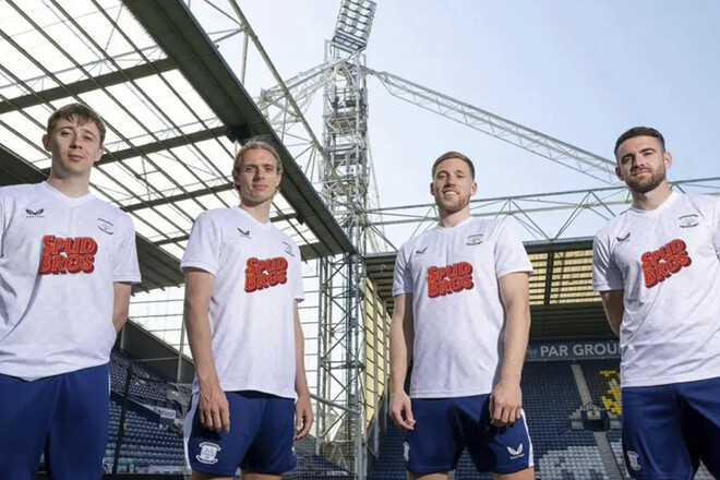 ФОТО. Звёзды TikTok стали спонсорами английского футбольного клуба