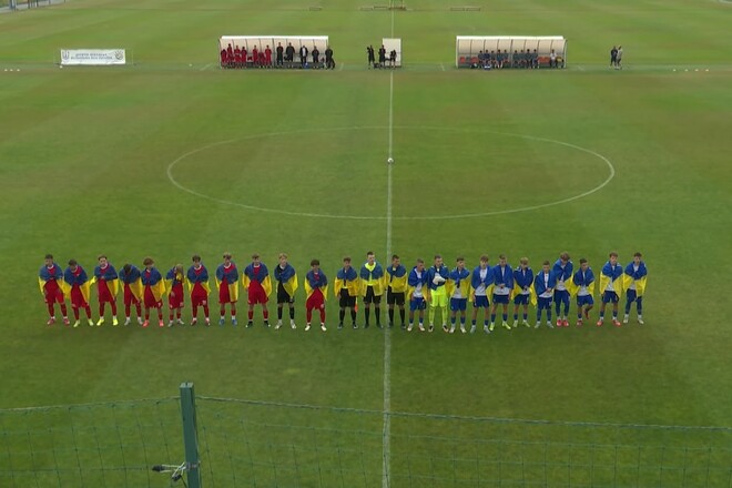 The final of four DUFLU U-16. Semi -finals. Dynamo and Shakhtar. Watch online LIVE