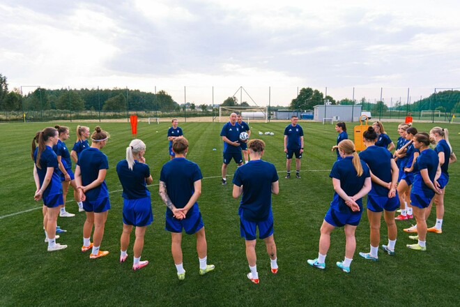 ФОТО. Як жіноча збірна України готувалася до матчу проти Польщі