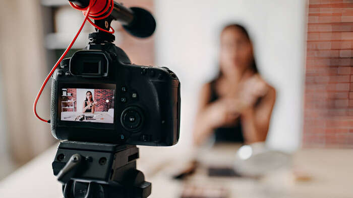 Румунія обмежує азартну рекламу за участю зірок