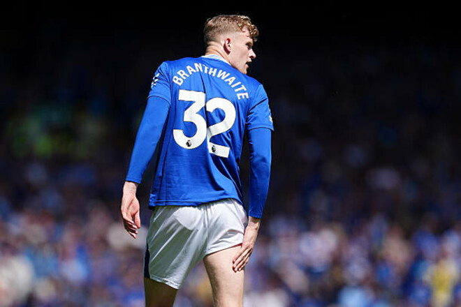 Утримати лідера. Евертон намагається вберегти центрального захисника