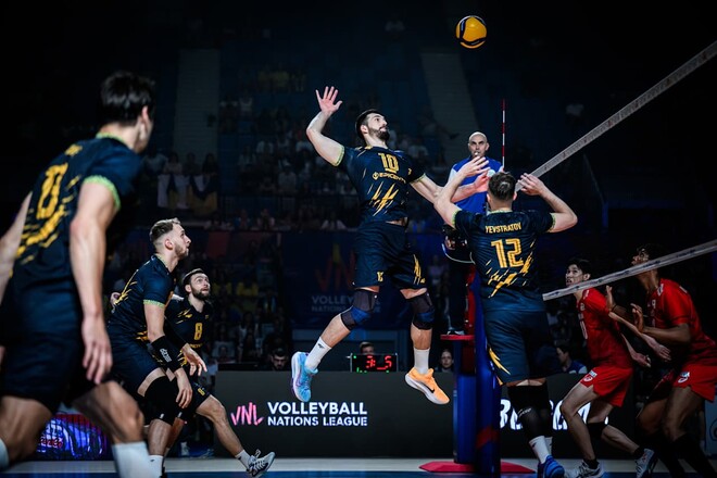 Украина – Япония – 3:2. Пятисетовый триллер в Лиге наций. Видеообзор