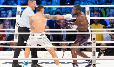 «Переможе пізнім нокаутом». Чемпіон Олімпіади про реванш Усик – Дюбуа