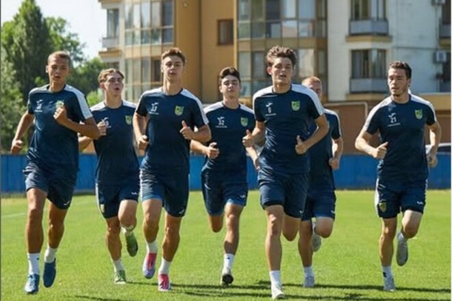 Металлист и ФК Ужгород проводят спарринг. Стартовые составы