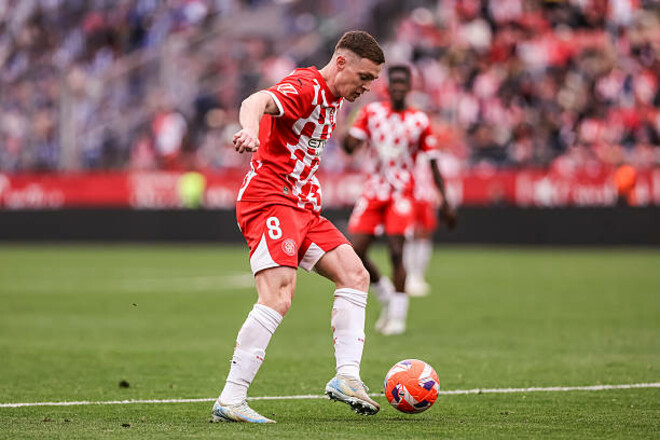 У Жироны проблемы с трансферами. Все из-за Манчестер Сити и УЕФА