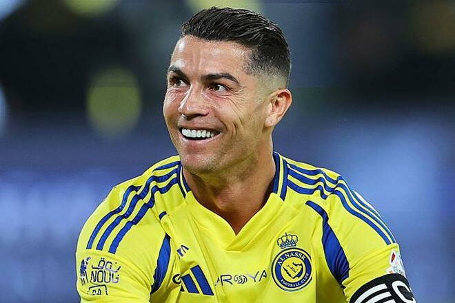 Роналду попросил указать на дверь легенде Реала и получил согласие