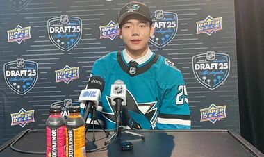НХЛ. Сан-Хосе выбрал на драфте игрока из Китая под рекордным номером