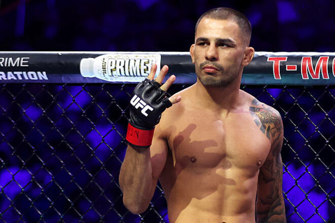 Пантожа задушил новозеландского претендента в Лас-Вегасе на UFC 317