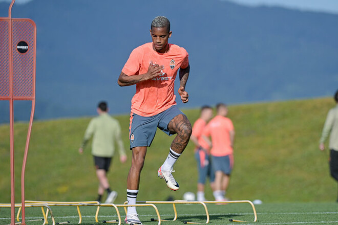 ФОТО. Тренування Шахтаря. Потрійне навантаження у Словенії