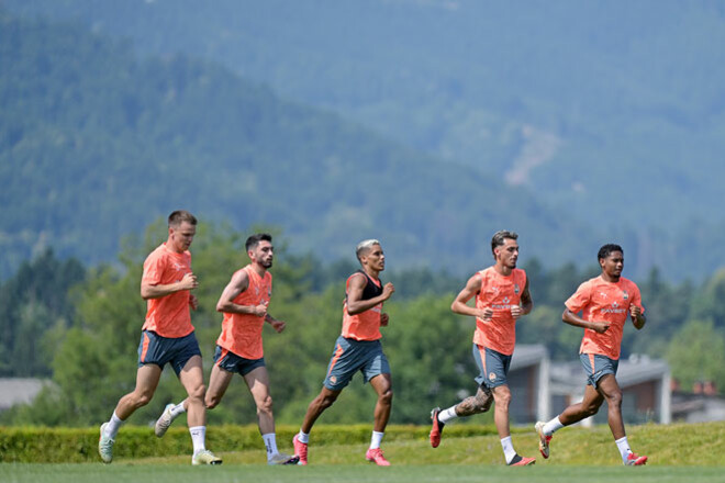 ФОТО. Тренировка Шахтера. Очень много бега: заработали воскресный выходной