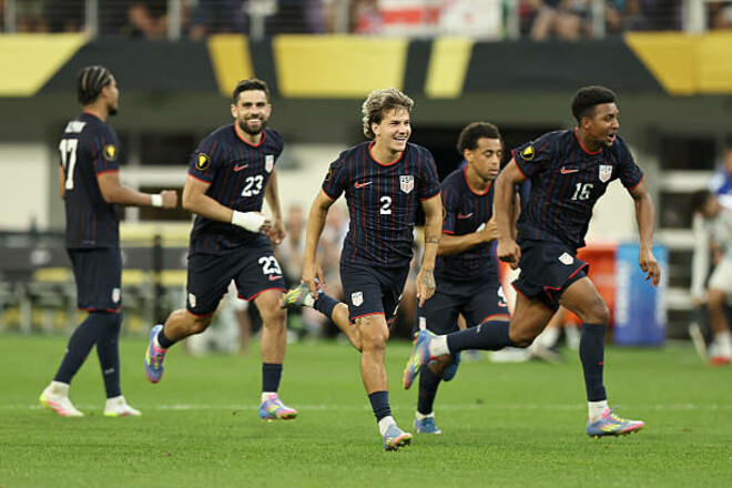 США по пенальті обіграли Коста-Ріку. Визначено півфінали Золотого кубка