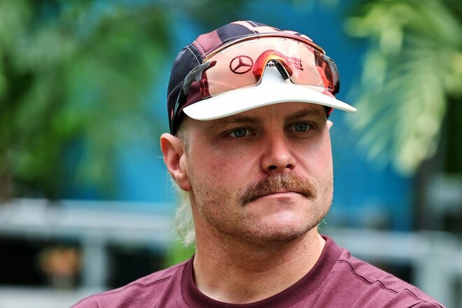 Неочікуваний трансфер. Пілот Мерседес може перейти до команди-аутсайдера Ф1