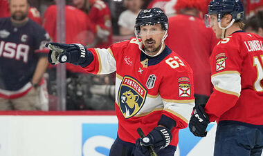 НХЛ. Великі контракти Флориди і Едмонтона, Вегас отримав топ-форварда