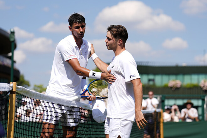 461-й номер ATP вперше вийшов у 2-ге коло GS, вибивши 20 сіяного Вімблдона