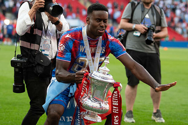 В пару к Ван Дейку. Ливерпуль договорился о трансфере игрока сборной Англии