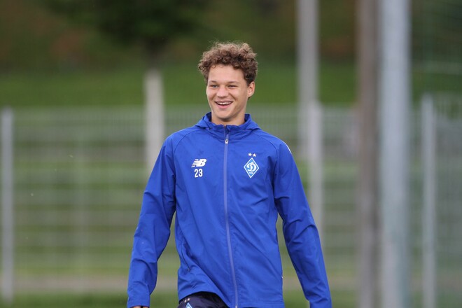 ОФІЦІЙНО. Не потрібний Шовковському. Динамо віддало в оренду українця