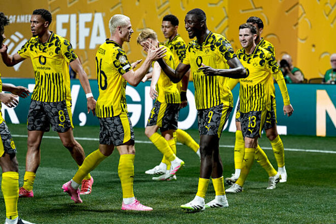 Цікавий факт об'єднює команди з половини сітки, де грає Боруссія Дортмунд