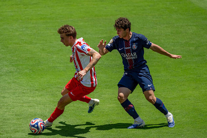 Матч первого тура КЧМ продолжает быть самым посещаемым на турнире