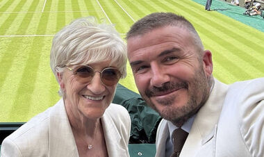 Дэвид Бекхэм поразил своей традицией вместе с мамой. Полмиллиона лайков