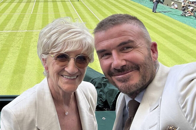 Дэвид Бекхэм поразил своей традицией вместе с мамой. Полмиллиона лайков