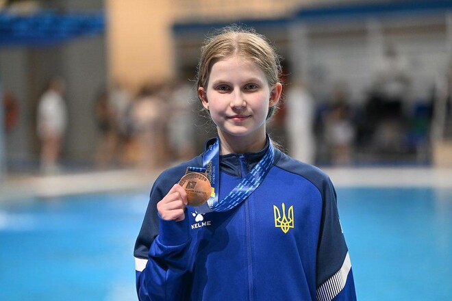Українська юніорка відмовилася від фото з рф на ЧЄ-2025 зі стрибків у воду