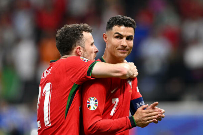 «Мы вместе играли за сборную». Роналду отреагировал на смерть Диогу Жоты