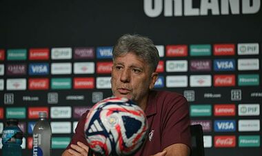 «Он – тренер на поле». Пресс-конференция Гаучо перед игрой с Аль-Хилялем