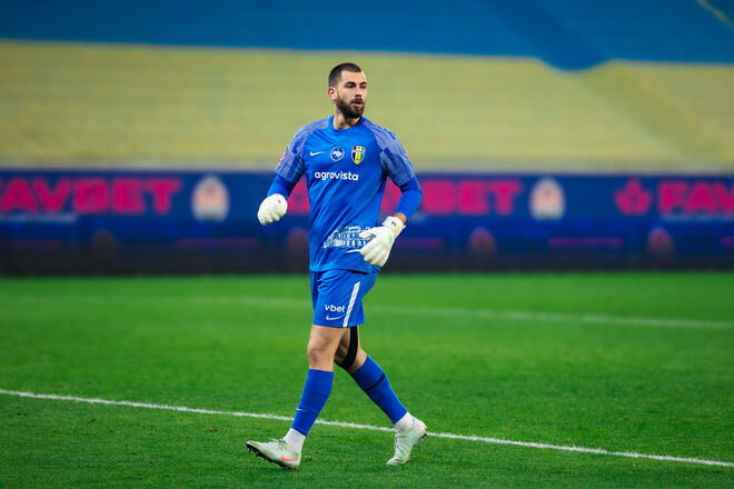 Лучший вратарь УПЛ определился, за кого будет играть в следующем сезоне