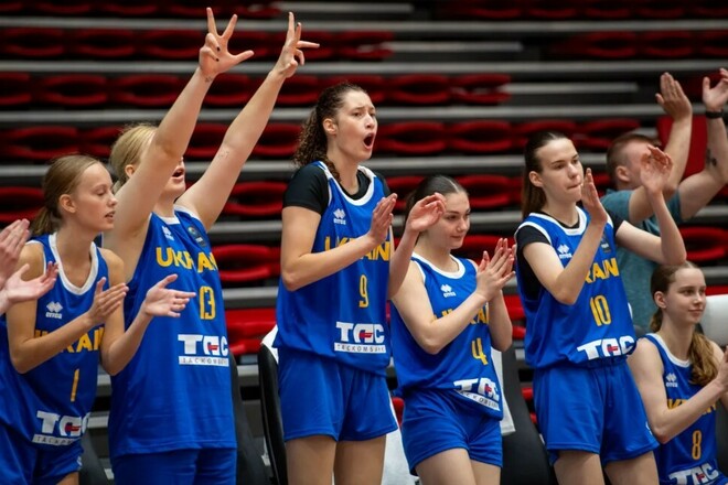 Женская сборная Украины U-18 стартовала с победы на чемпионате Европы