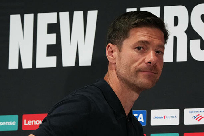 «Еще рано говорить». Пресс-конференция Алонсо перед игрой с Боруссией Д