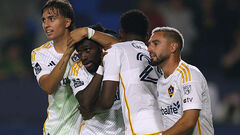 MLS. Лос-Анджелес Гелаксі розбив Ванкувер, Канзас-Сіті створив сенсацію