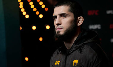 ОФИЦИАЛЬНО. Ислам Махачев отказался от титула чемпиона UFC