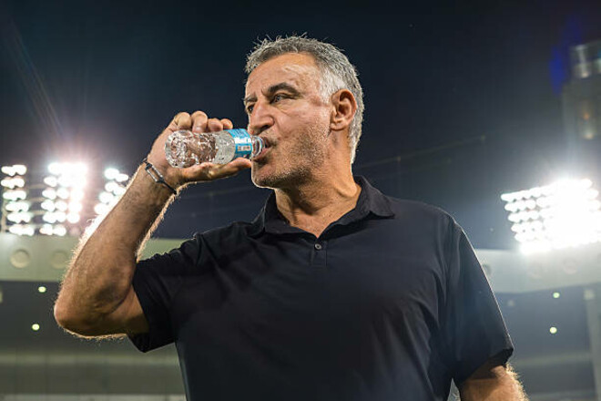 ОФИЦИАЛЬНО. Бывший тренер ПСЖ будет работать в клубе из Саудовской Аравии