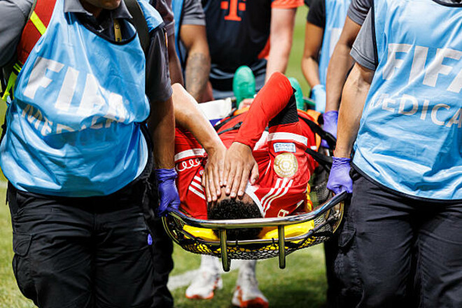 ОФИЦИАЛЬНО. Бавария подтвердила, что потеряла Мусиалу надолго