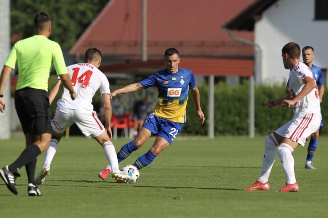 ФОТО. Як Динамо програло перший спаринг угорському клубу Кішварда