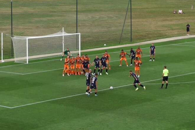 ВИДЕО. Рикошет после штрафного. Шахтер пропустил гол от Словацко