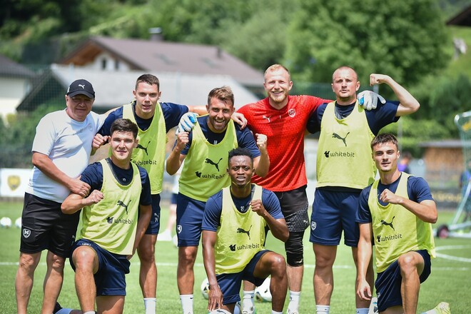 Металлист 1925 проводит спарринг с Карабахом. Стартовые составы