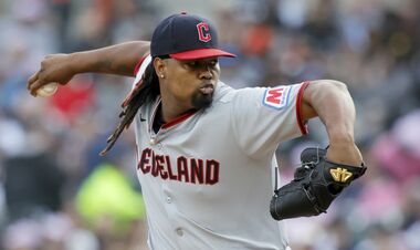 Бейсбольная звезда временно отстранен из-за подозрительных ставок