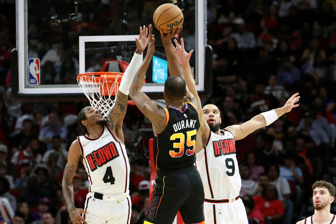 Все ради Дюранта. В НБА состоялся рекордный обмен между семью командами