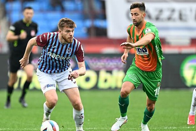 Трабзонспор отклонил предложение Лацио к игроку сборной Украины