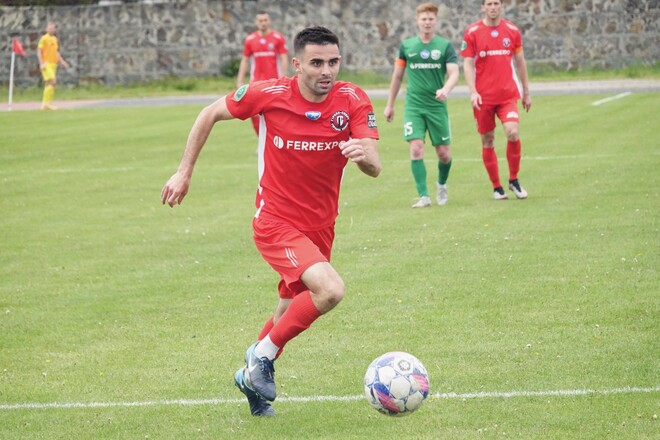 ОФИЦИАЛЬНО. Клуб Второй лиги оформил первый летний трансфер