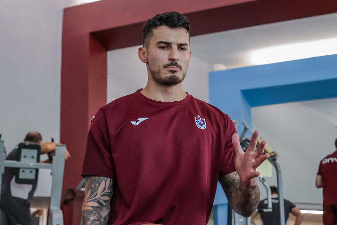 Арда Туран зовет в Шахтер нового вратаря. Готовы отдать 3 млн и Бондаренко