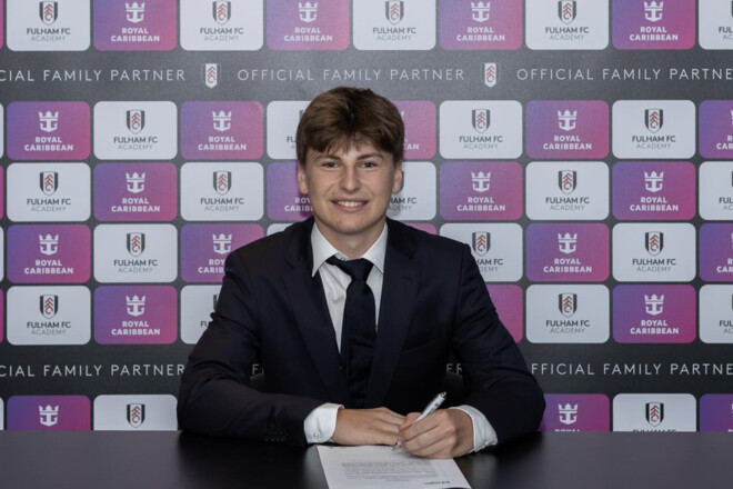 Фулхэм подписал 16-летнего голкипера. Его отец звездный экс-вратарь Челси