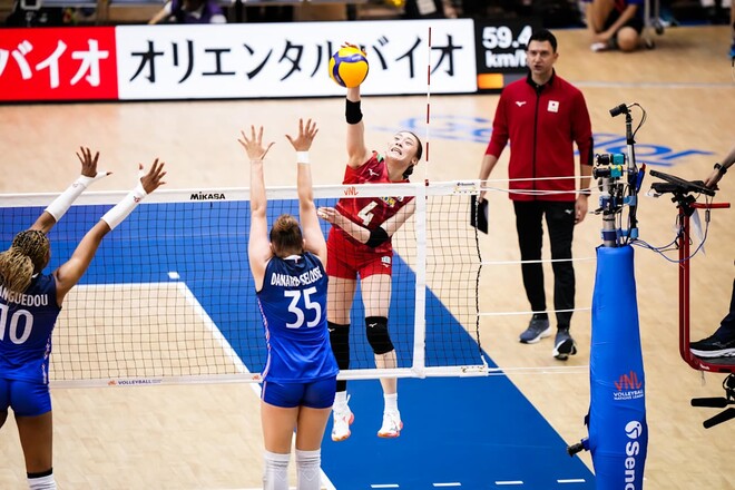 Суха перемога. Японія не залишила шансів збірній Франції в матчі ЛН