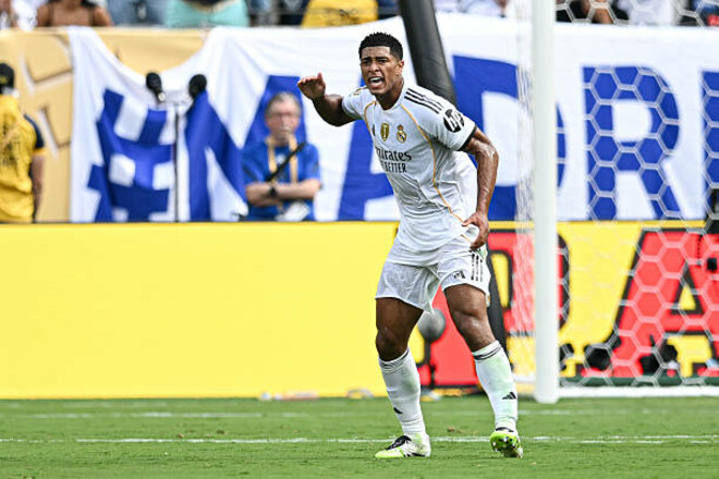 Bellling played his 100th match for Real