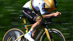 Tour de France 2025. Индивидуальную разделку выиграл Ремко Эвенпул